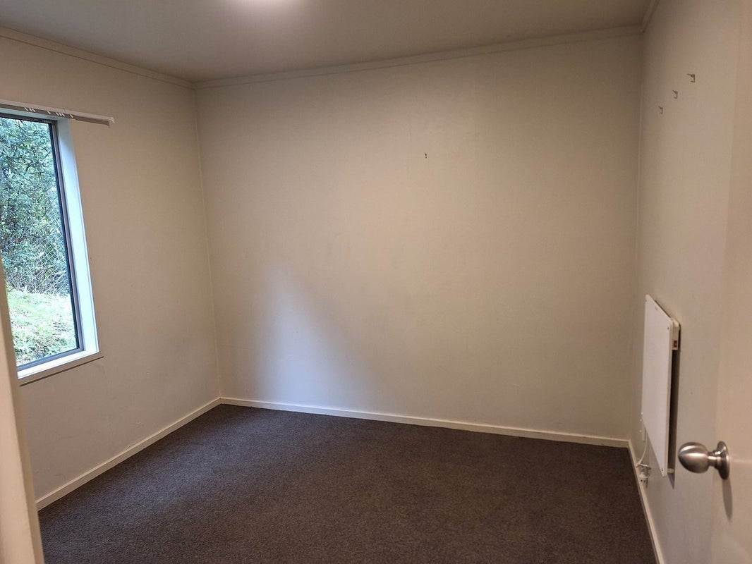 60 Croydon Street, Karori, Wellington - Carousel 9