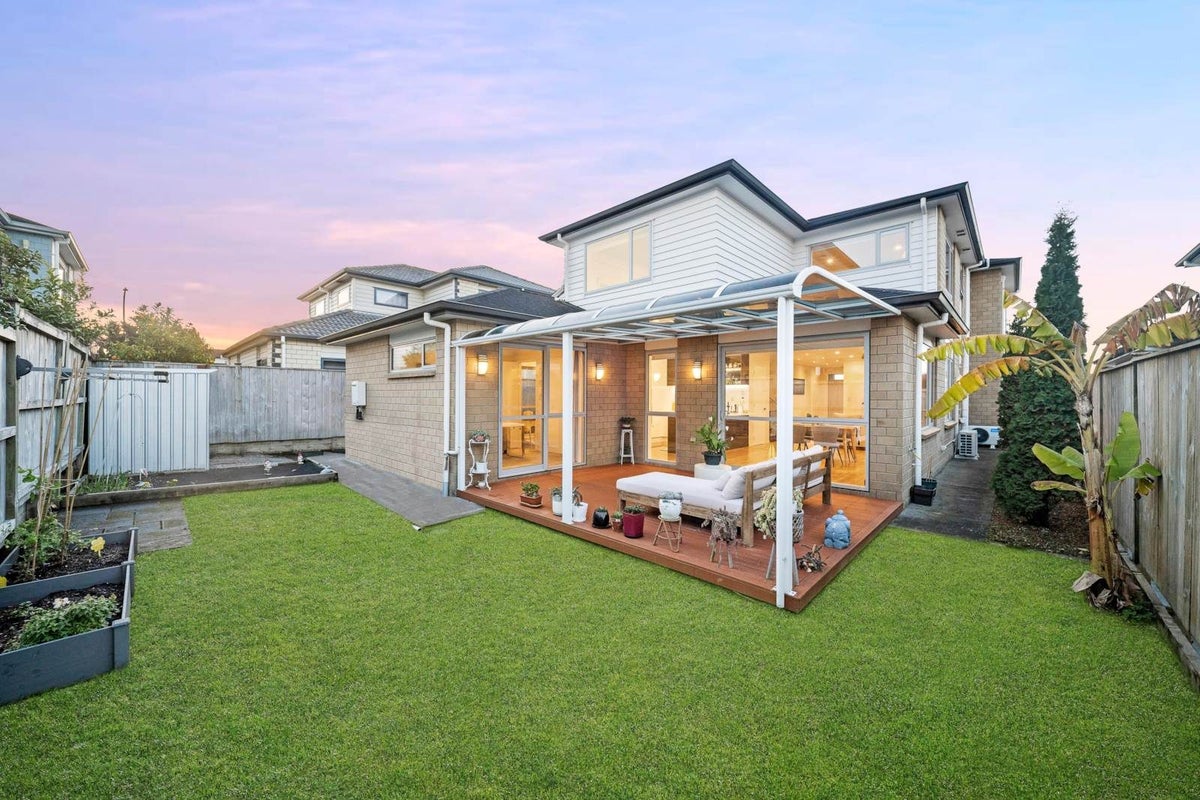 55 Kerrykeel Drive, Flat Bush, Manukau City, Auckland - Carousel 2