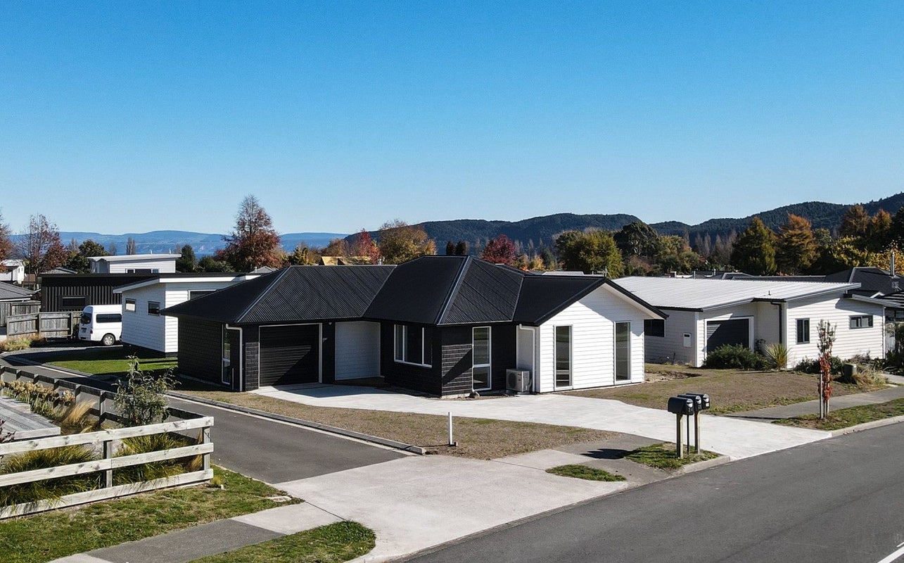 102 Kenrigg Road, Kinloch, Taupo - Carousel 1