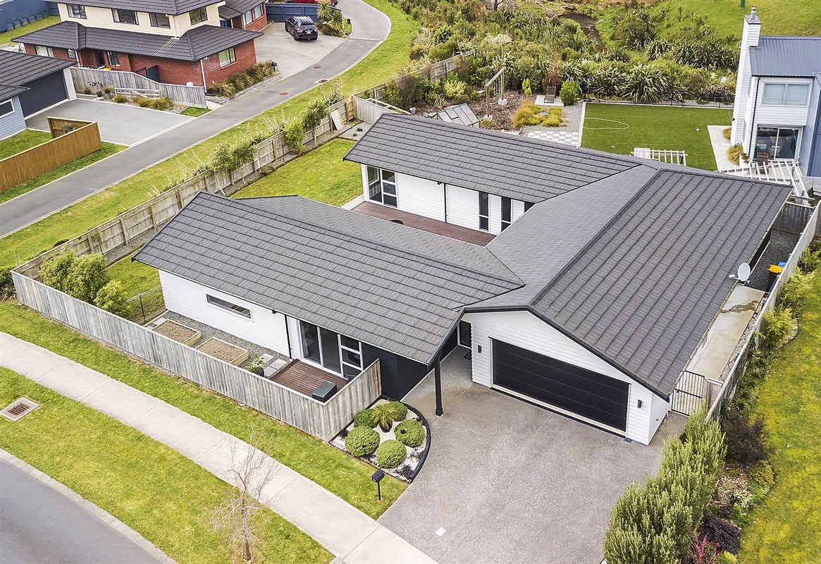 36 Banks Boulevard, Whitby, Porirua - Carousel 29