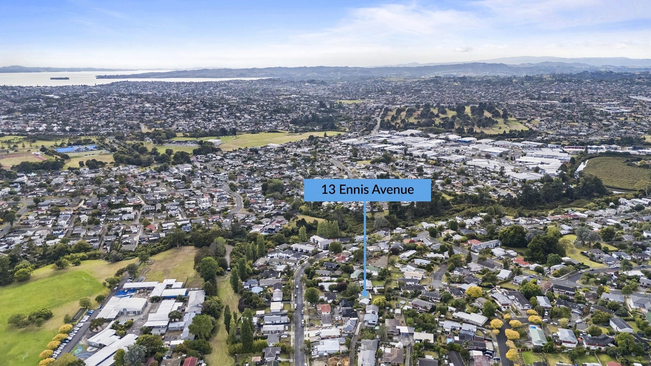 13 Ennis Avenue, Pakuranga Heights, Auckland - Carousel 42