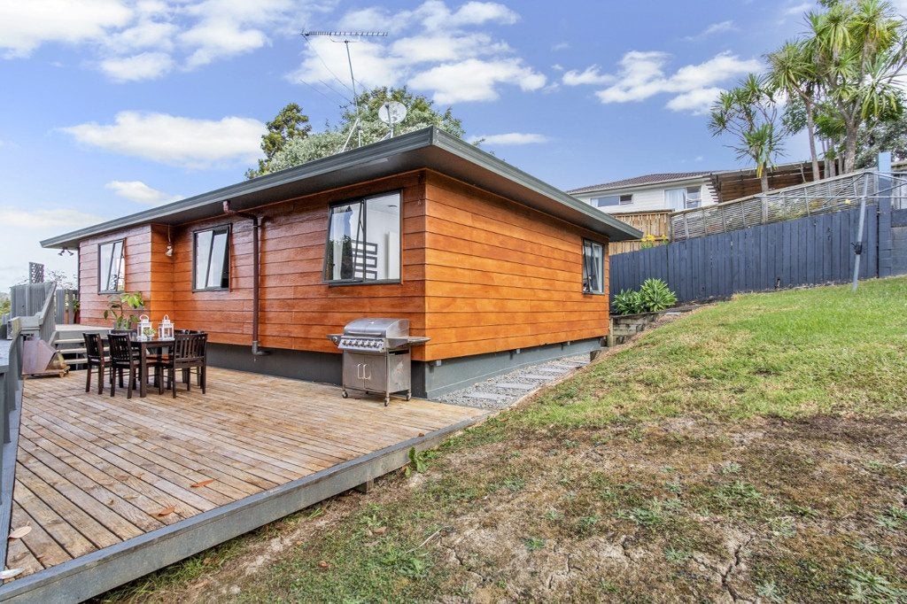 3A John Webster Place, Glen Eden, Auckland - Carousel 2