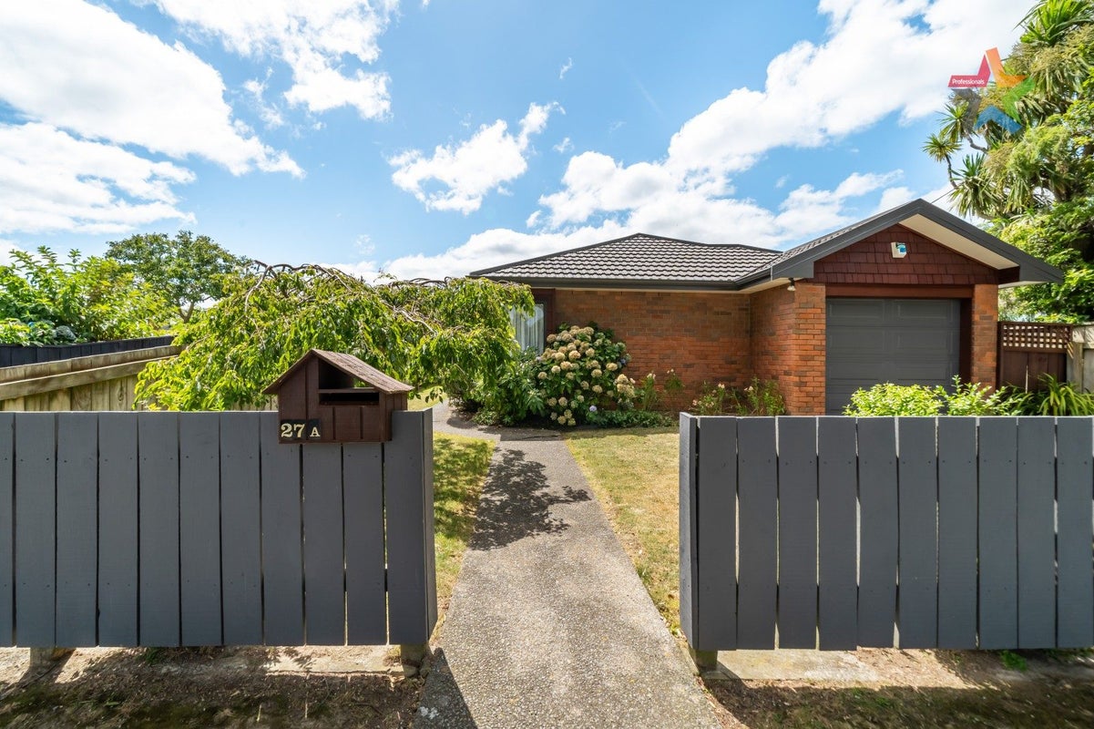 27A Malone Road, Waterloo, Lower Hutt - Carousel 2