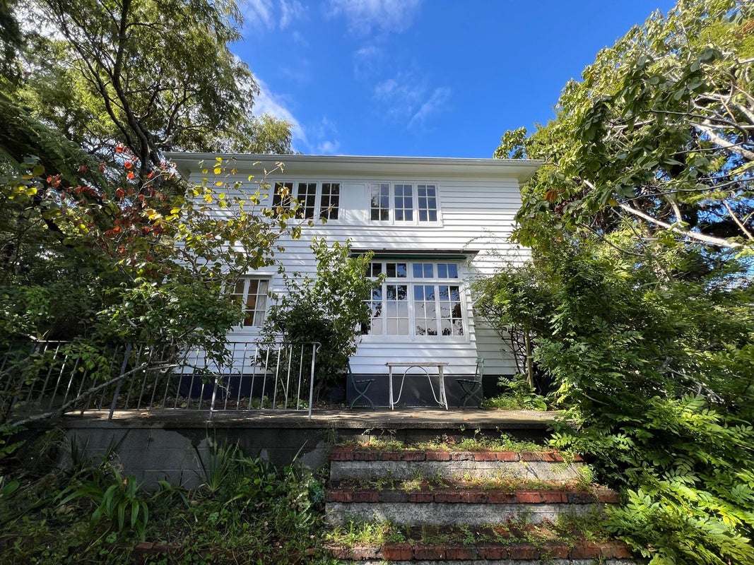 51 Chatsworth Road, Silverstream, Upper Hutt - Carousel 2