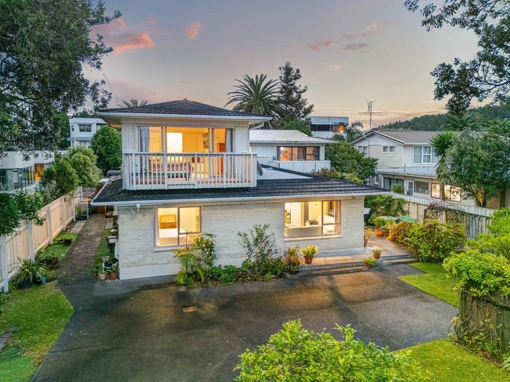 1/468 Hibiscus Coast Highway, Orewa, Orewa - Carousel 1
