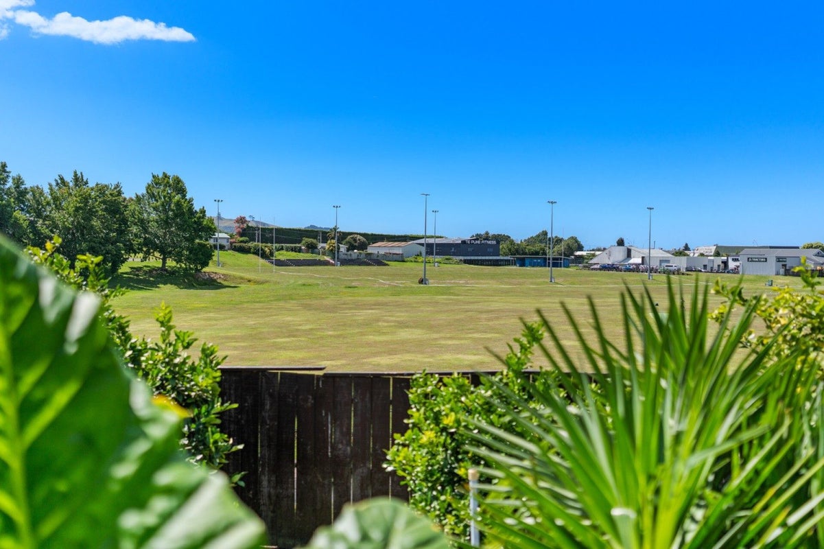 2 Gray Avenue, Te Puke, Te Puke - Carousel 28