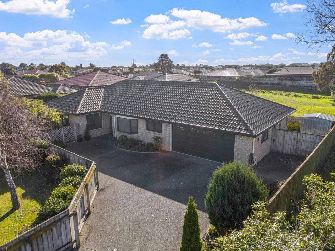 11 Terry Lane, Paraparaumu Beach, Paraparaumu - Carousel 1
