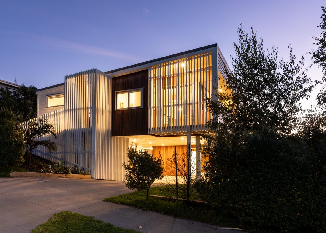 6 Pine Ridge Terrace, Waikanae Beach, Waikanae - Carousel 1