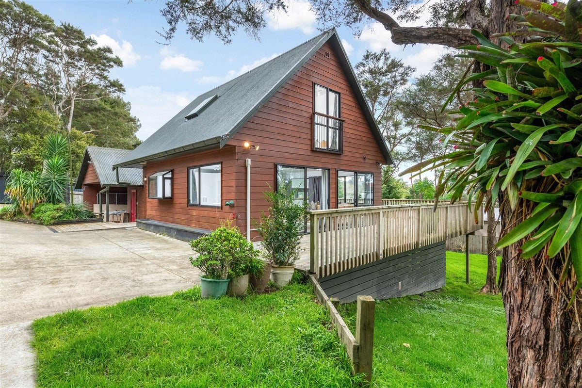 87B Kaurilands Road, Titirangi, Auckland - Carousel 1