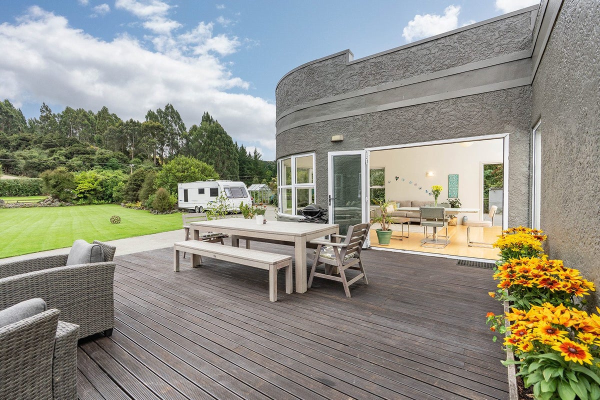 46 Flower Street, Fairfield, Dunedin - Carousel 2