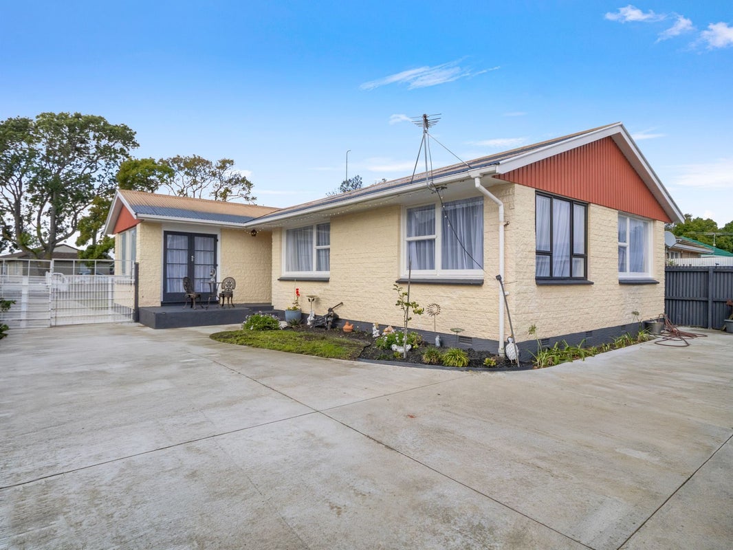12 Carters Road, Aranui, Christchurch - Carousel 1