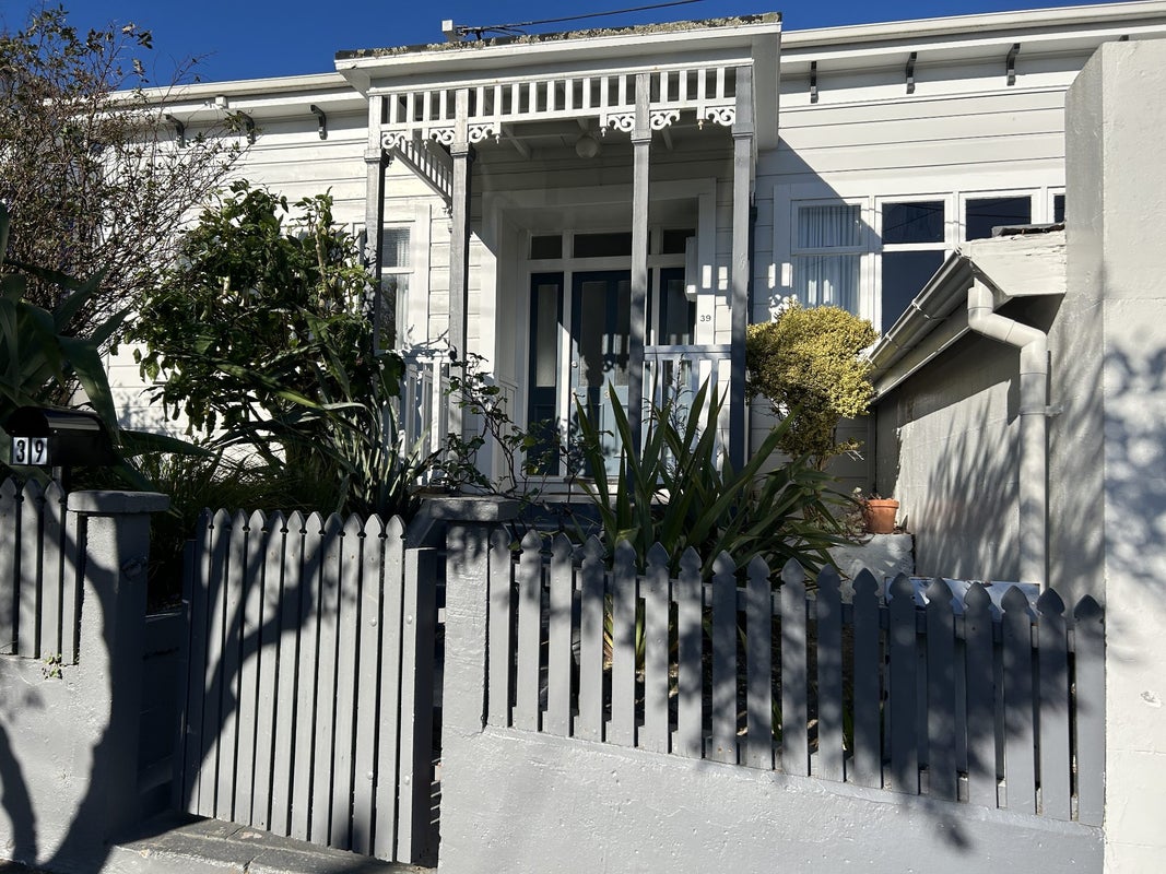 39 Austin Street, Mount Victoria, Wellington - Carousel 2