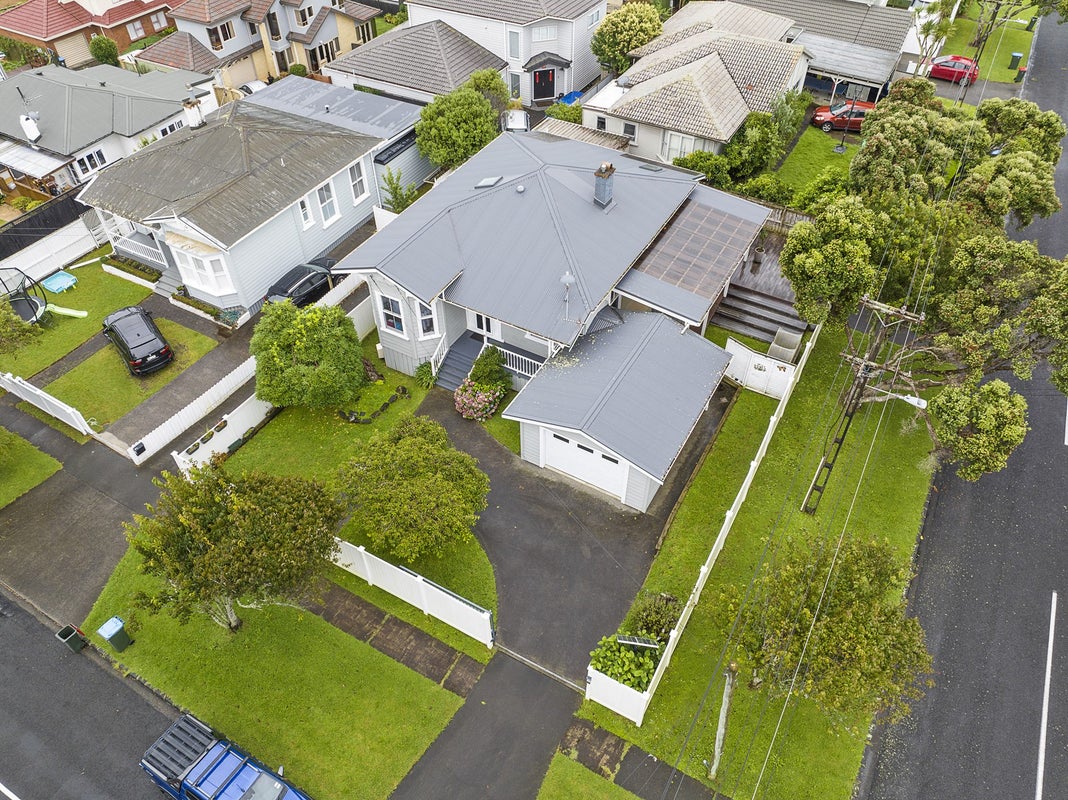19 Foch Avenue, Mount Roskill, Auckland - Carousel 18