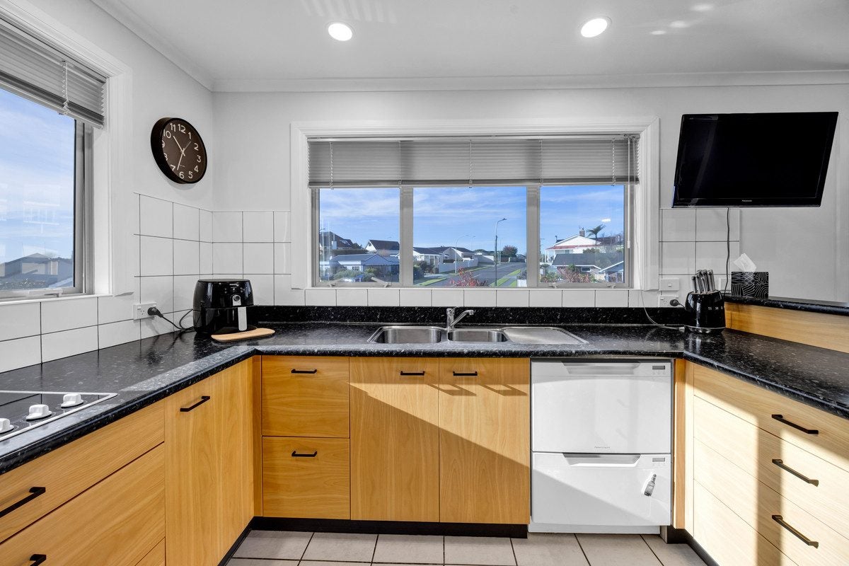 85 Wallath Road, Westown, New Plymouth - Carousel 2