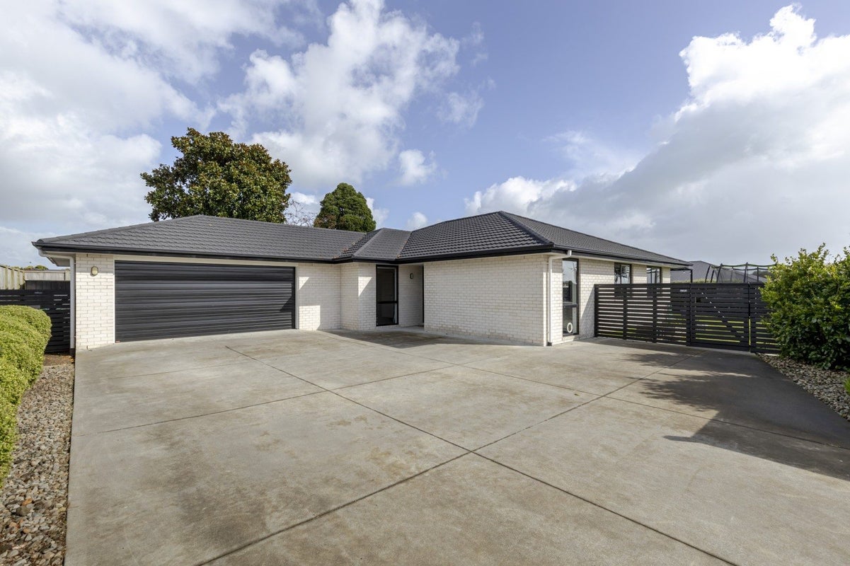 4A James Drive, Bell Block, New Plymouth - Carousel 1