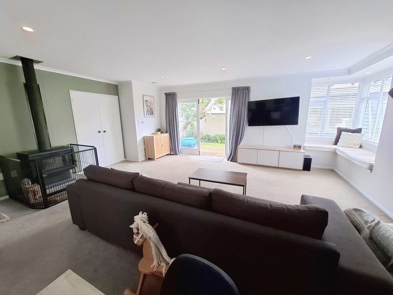 222 Frankley Road, Frankleigh Park, New Plymouth - Carousel 2