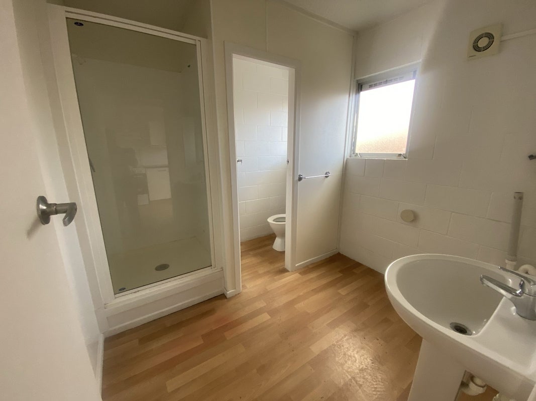 4/3 Tralee Place, Hillcrest, Hamilton - Carousel 7