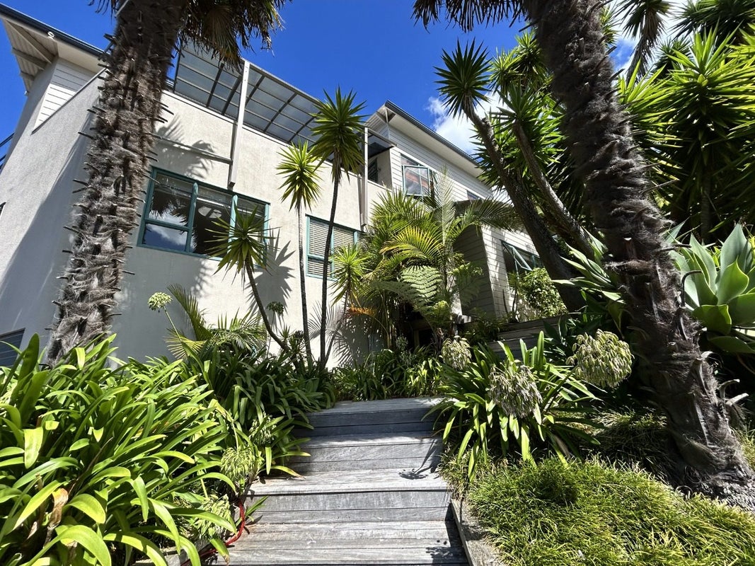 15A Rukutai Street, Orakei, Auckland - Carousel 1