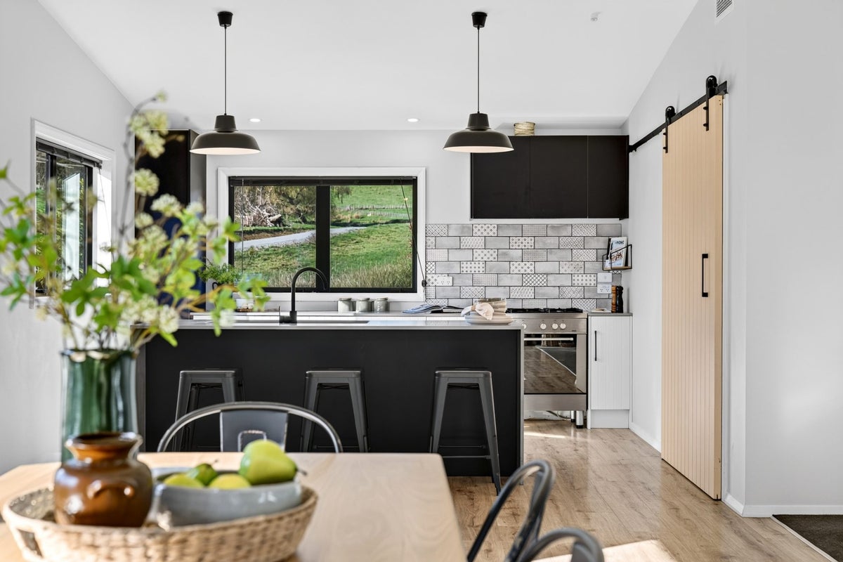1331 Ponatahi Road, Ponatahi - Carousel 2