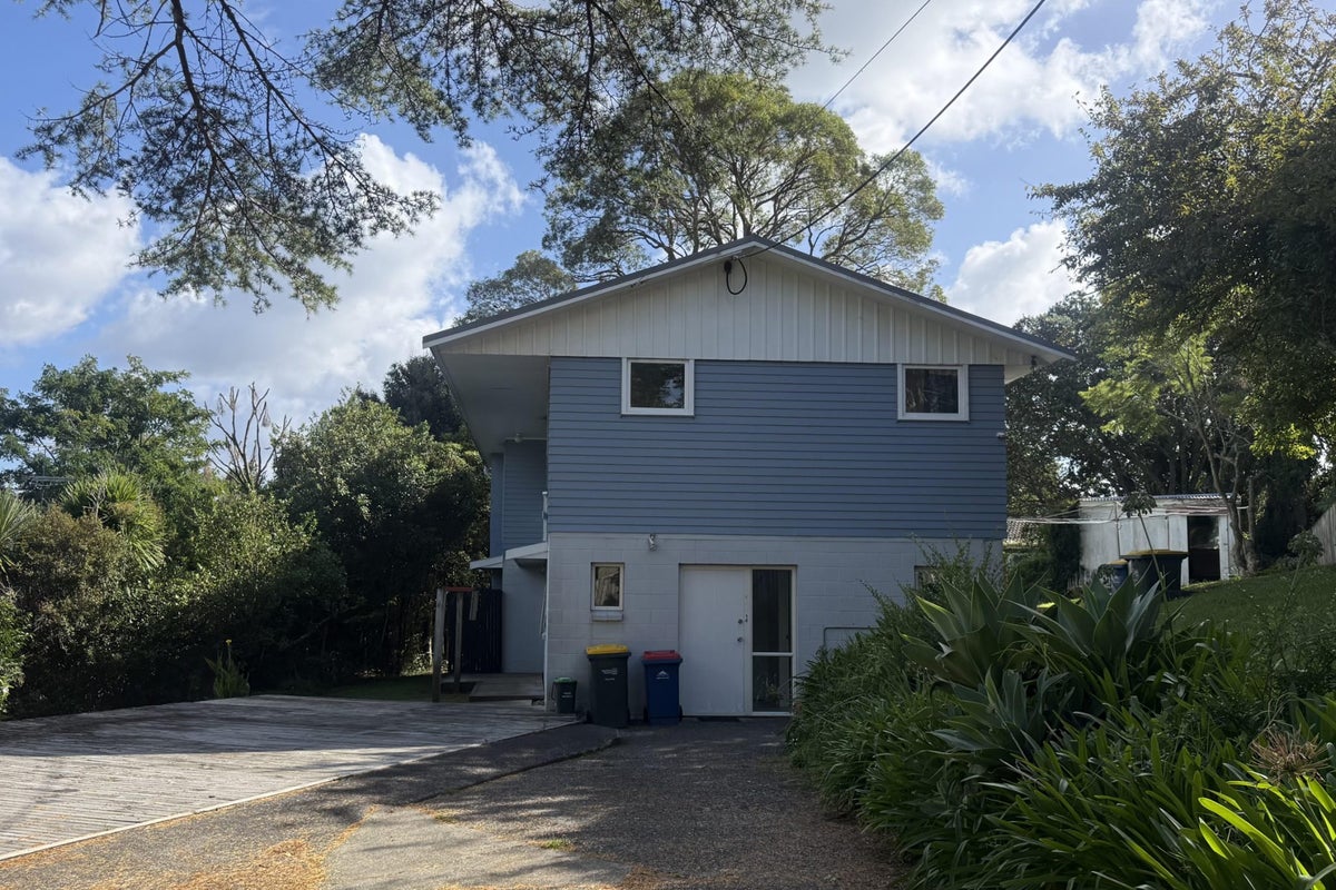 1/114 Verran Road, Birkdale, Auckland - Carousel 2