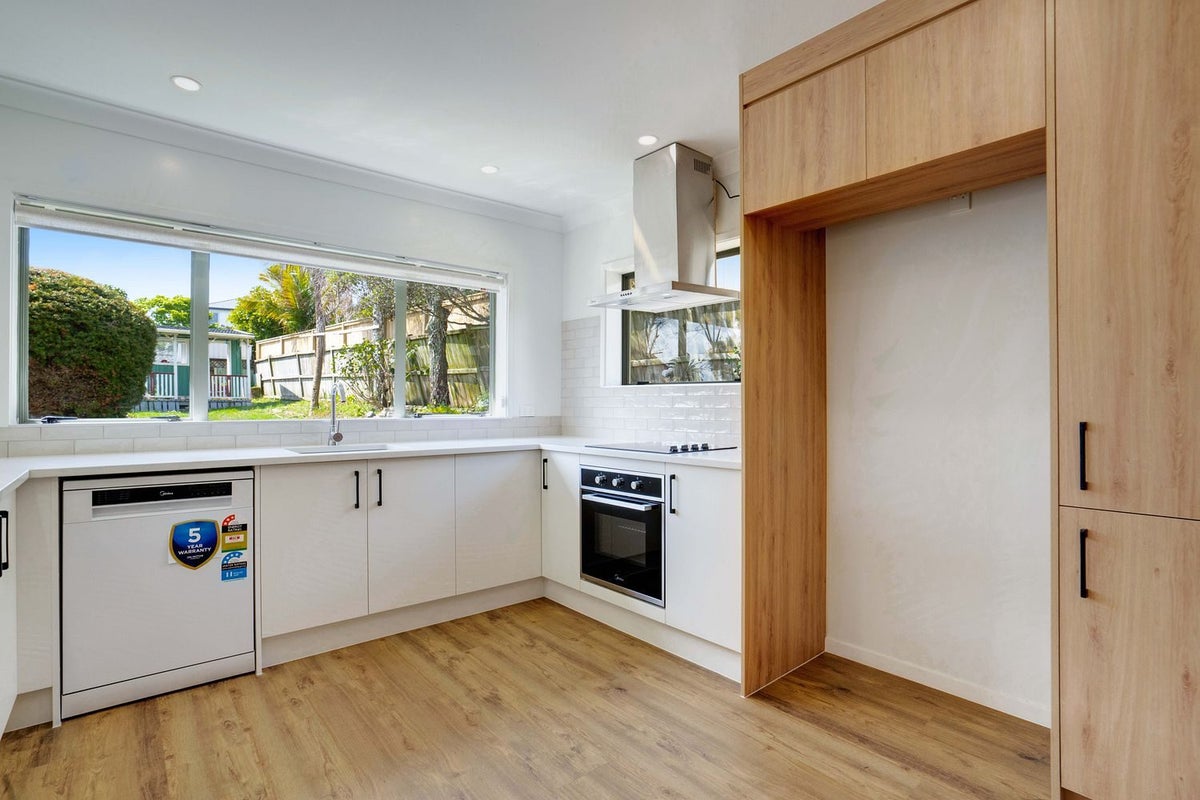 755 Chapel Road, Dannemora, Auckland - Carousel 1