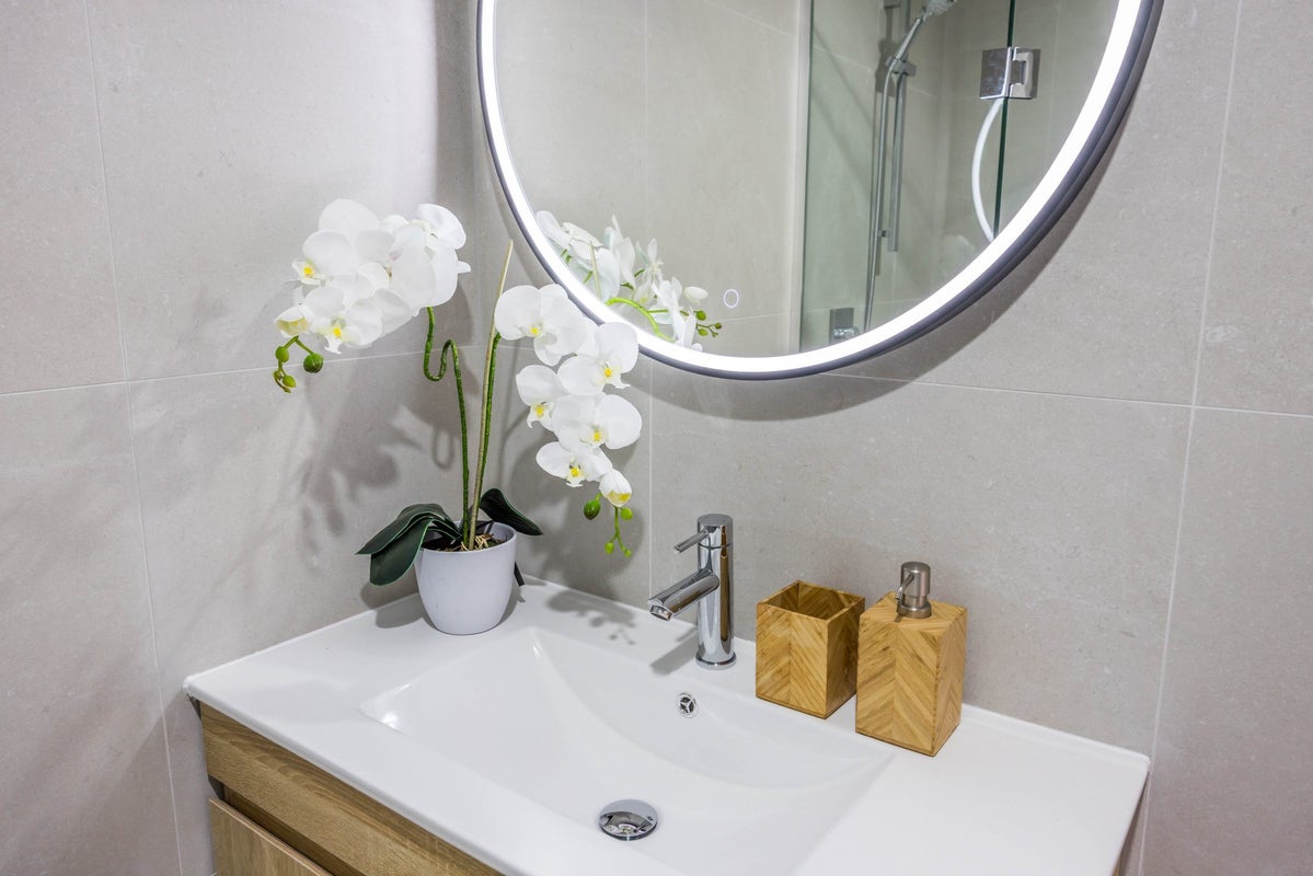 3Y/1 Wadier Place, Henderson, Auckland - Carousel 25
