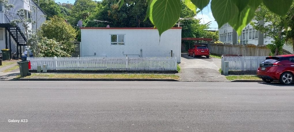 1/5 Bridge ST, Melling, Lower Hutt - Carousel 2