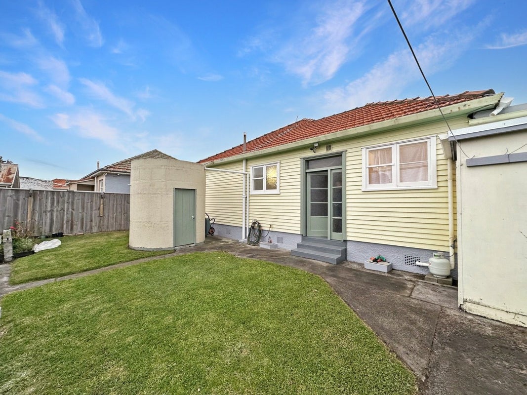 33 Swiss Avenue, Gonville, Whanganui - Carousel 15