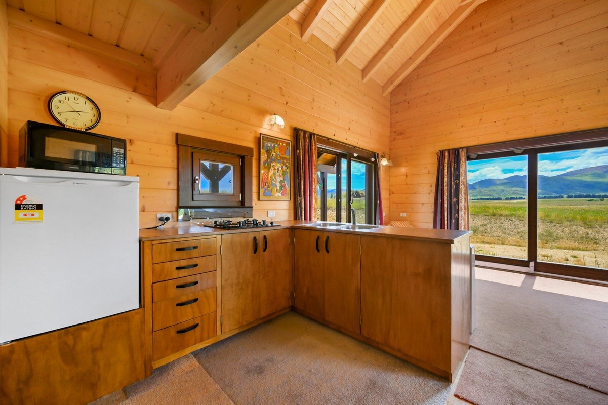 38 Scrubby Gully Road, Waikerikeri, Alexandra - Carousel 2