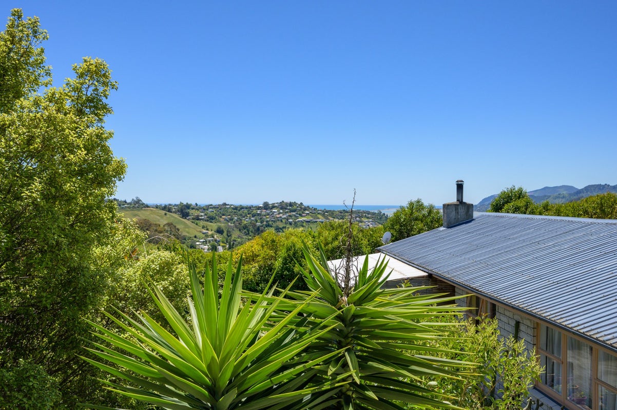 25 Ariesdale Terrace, Toi Toi, Nelson - Carousel 2