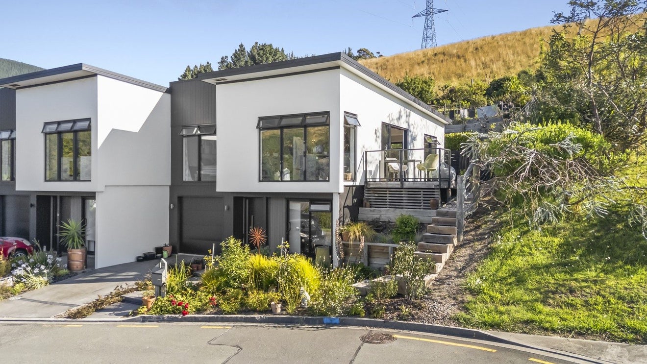 32 Bridgewater Lane, Stoke, Nelson - Carousel 1
