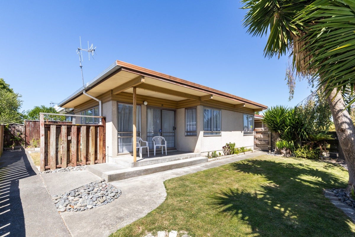 35 Freyberg Avenue, Tamatea, Napier - Carousel 1