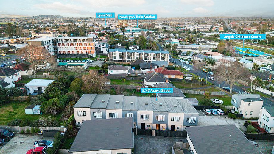 5/47 Arawa Street, New Lynn, Auckland - Carousel 22