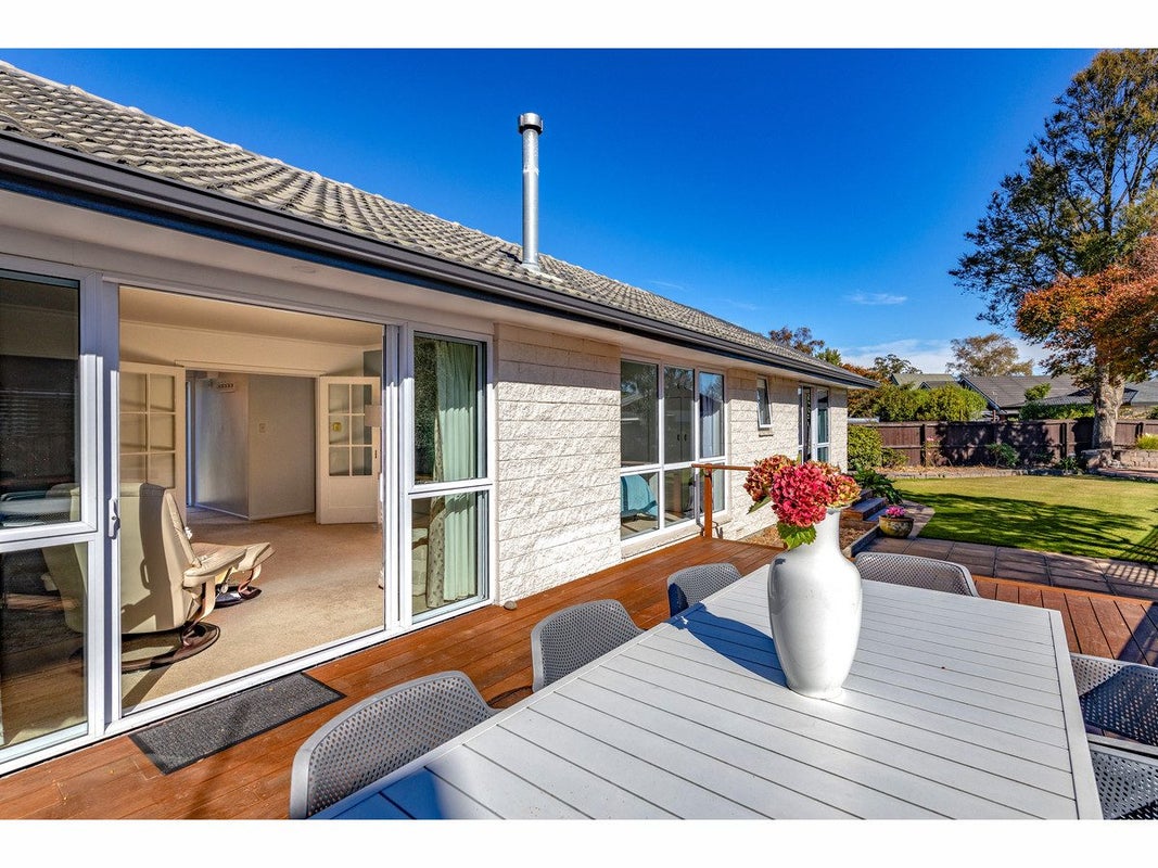 19 Lombard Place, Avonhead, Christchurch - Carousel 2