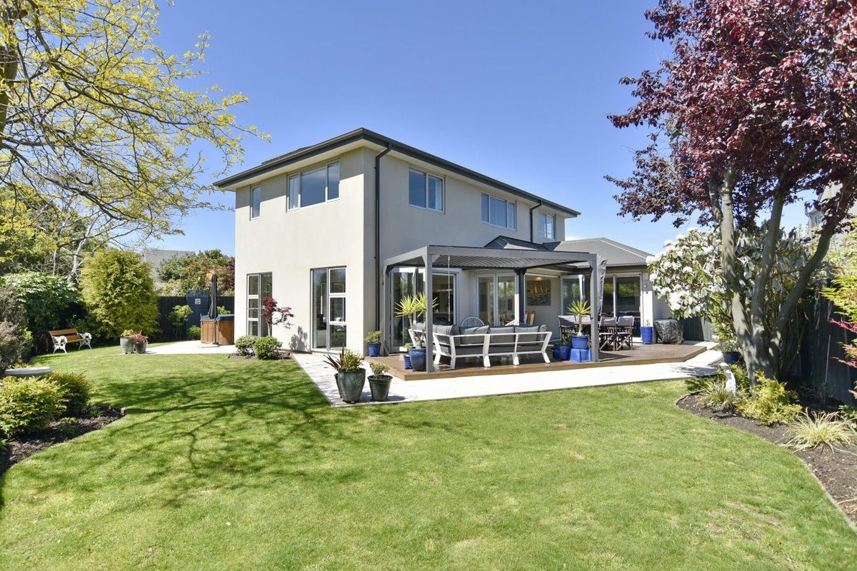 53 Lakewood Drive, Burwood, Christchurch - Carousel 1