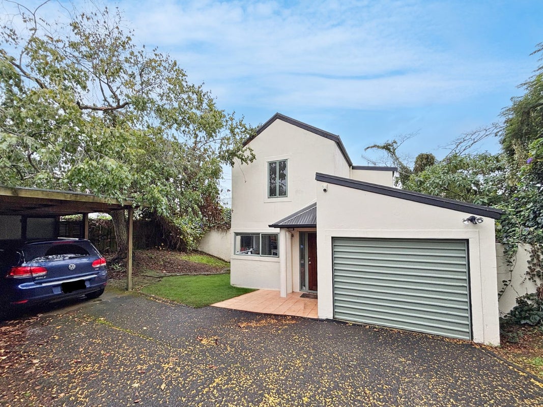 2/12 Wilkinson Road, Ellerslie, Auckland - Carousel 1