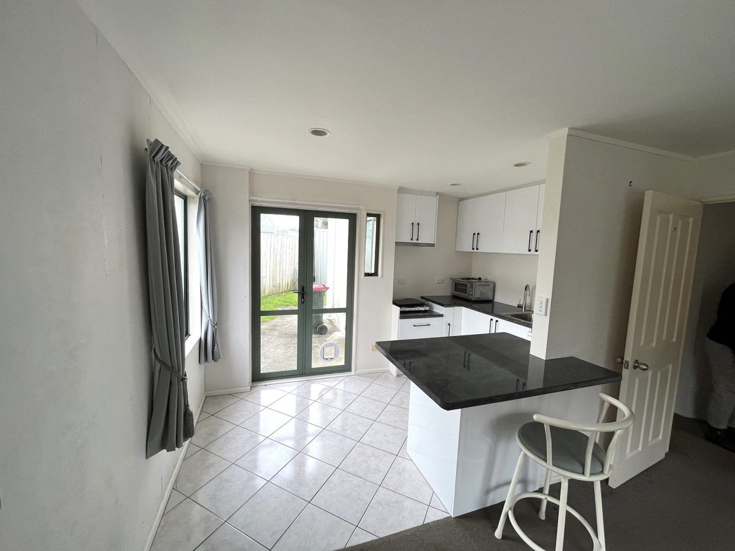 114 Third View Avenue, Beachlands, Auckland - Carousel 1