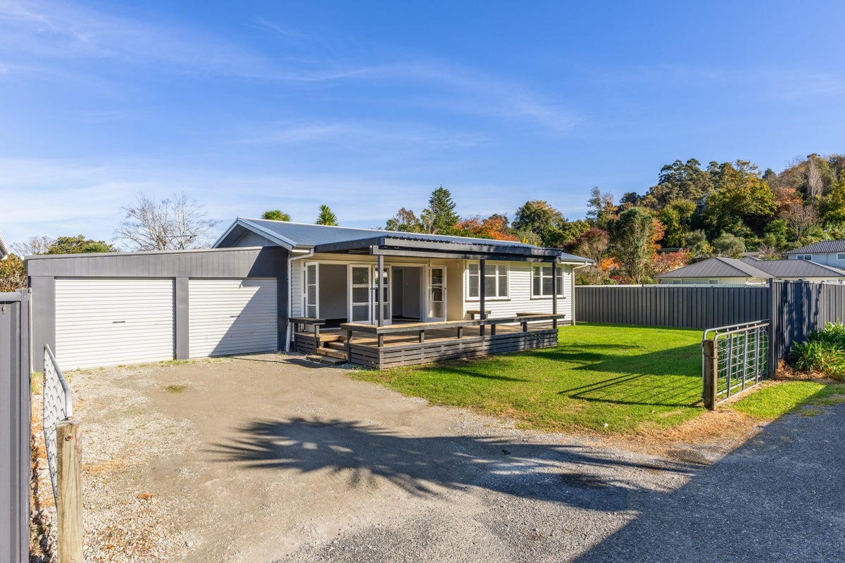 122B Ballance Street, Whataupoko, Gisborne - Carousel 2