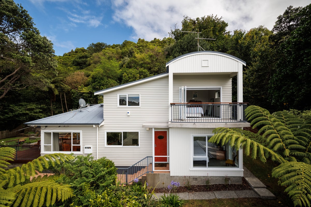 48 Old Porirua Road, Ngaio, Wellington - Carousel 1