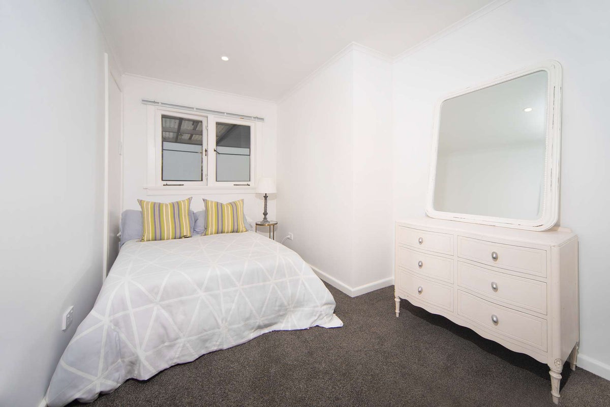 51A Coates Avenue, Orakei, Auckland - Carousel 31