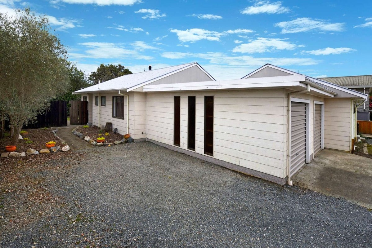 2 Waimea West Road, Brightwater, Brightwater - Carousel 9