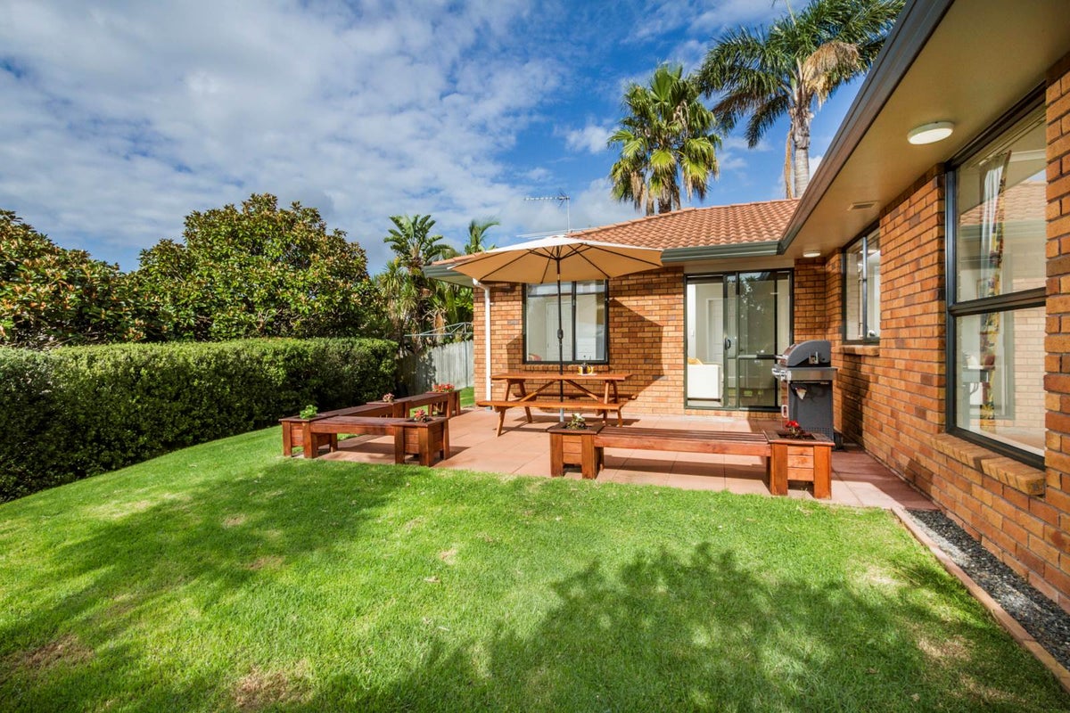 58 Spencer Road, Pinehill, Auckland - Carousel 2