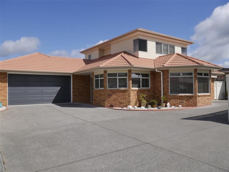 7 Elizabeth Street, Kensington, Whangarei - Carousel 1