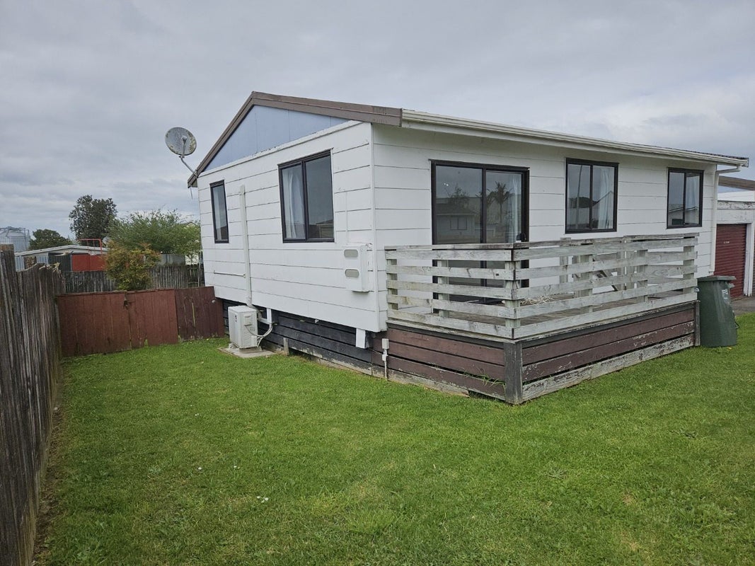 6 Solveig Place, Randwick Park, Auckland - Carousel 8