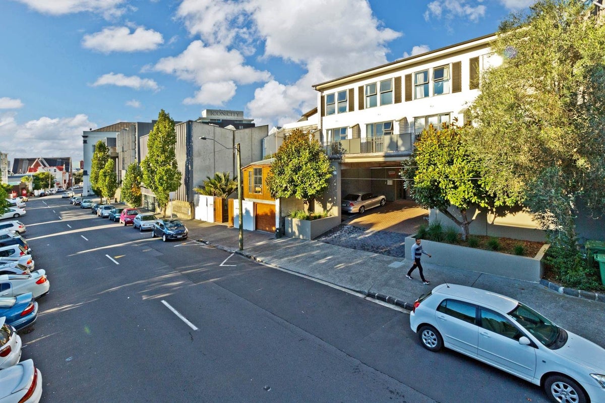 22/42 St Benedicts Street, Newton, Auckland - Carousel 2