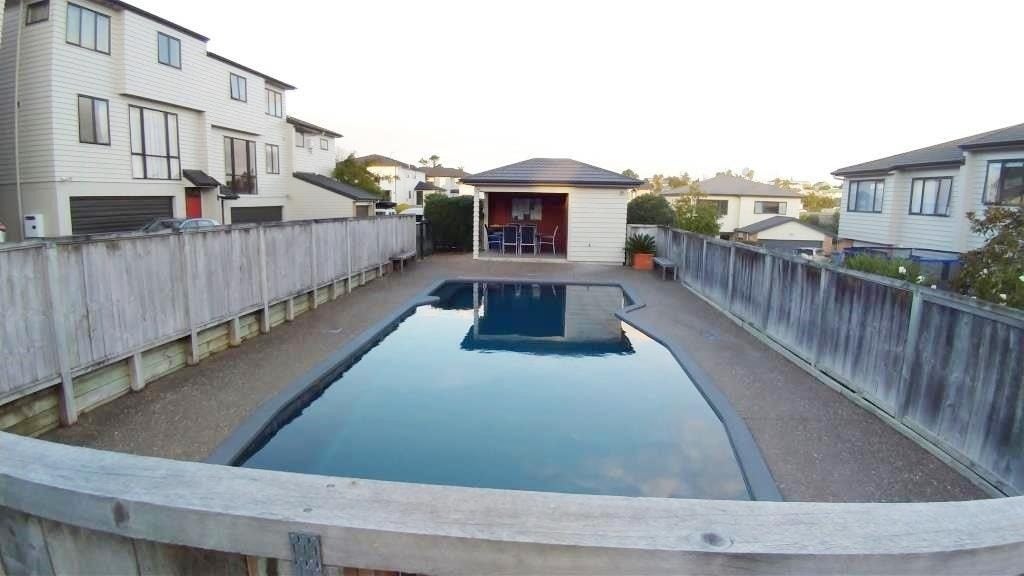 19/22 Northcross Drive, Oteha, Auckland - Carousel 13
