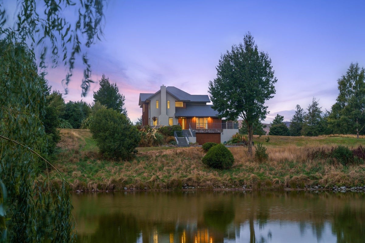 58 Quail Rise, Stoke, Nelson - Carousel 22
