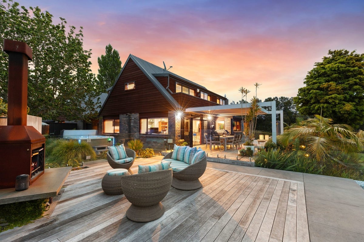 49 Iona Drive, Pyes Pa, Tauranga - Carousel 2