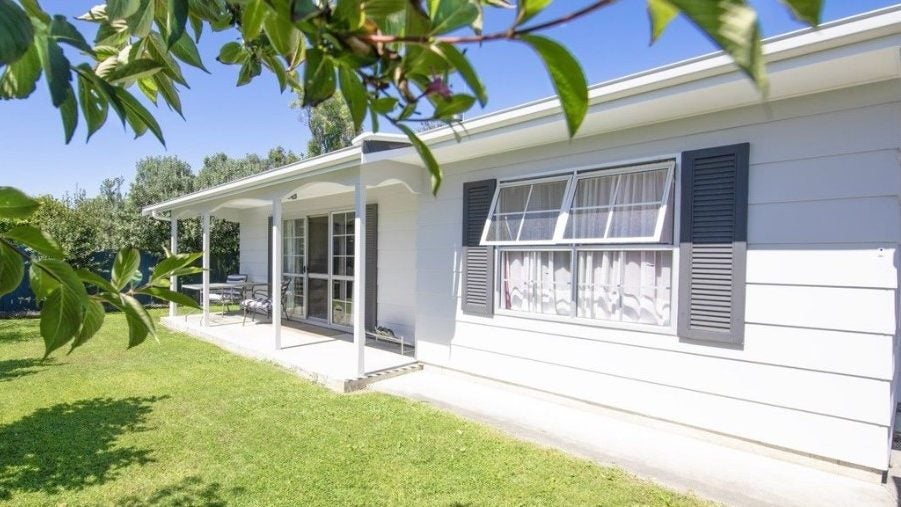 218A Kennedy Road, Onekawa, Napier - Carousel 1
