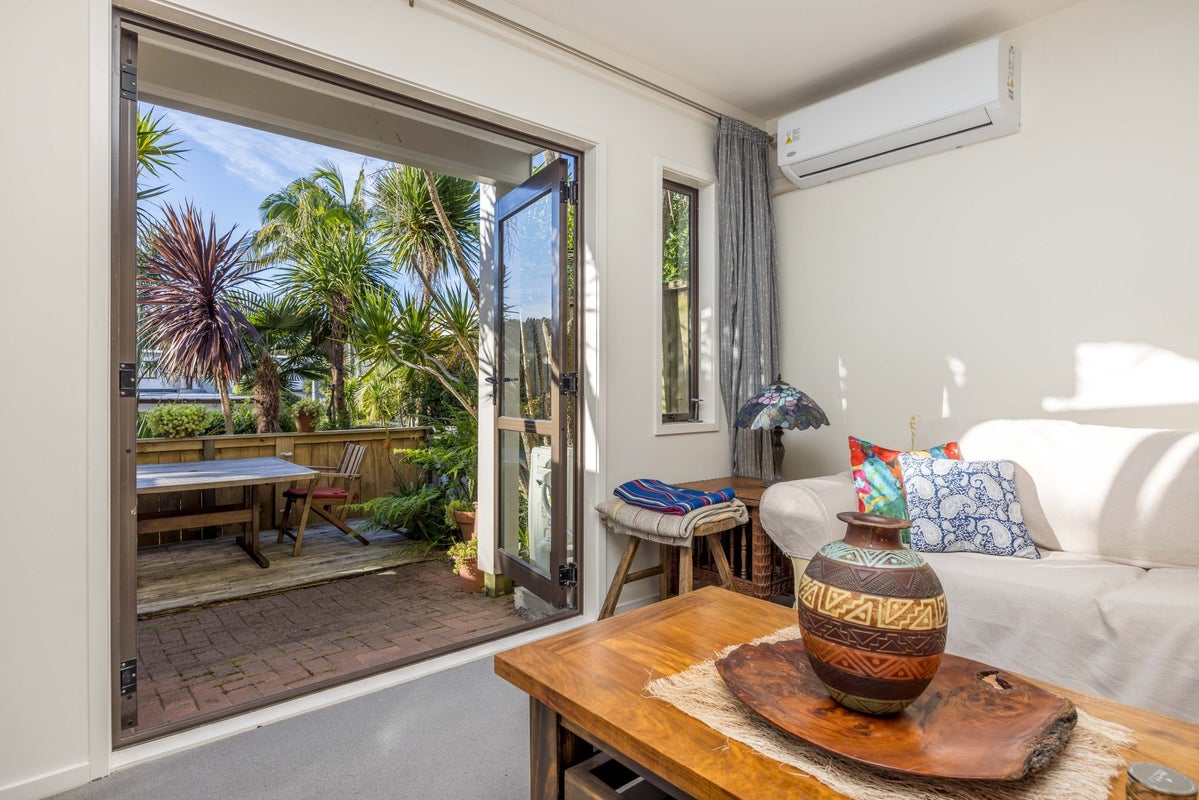 23/92 Bush Road, Albany, Auckland - Carousel 2